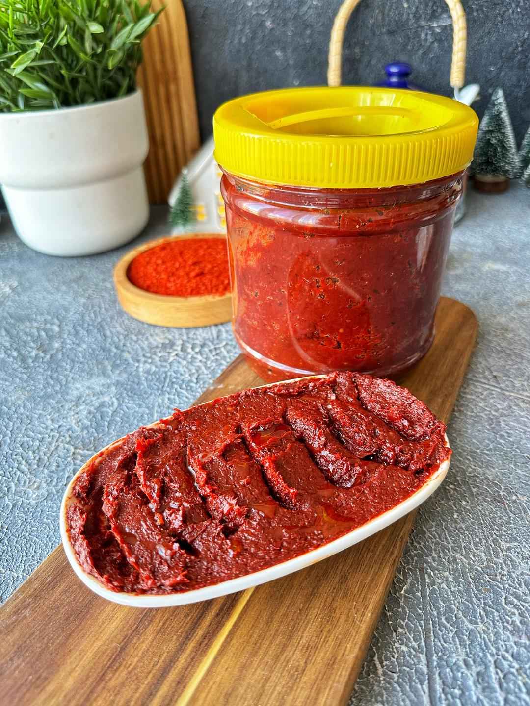 Ev Yapımı Antep Acı Biber Salçası 1kg